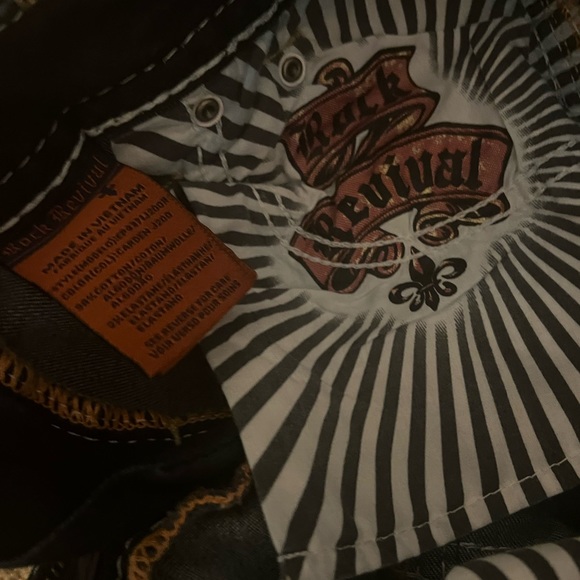 Rock Revival Straight Leg Jeans - Picture 6 of 10